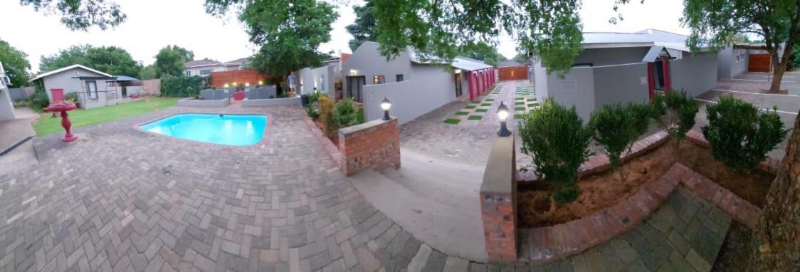 The Homestead Bloemfontein Eksteriør bilde